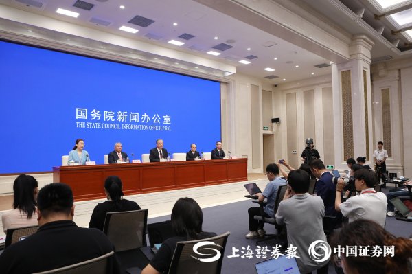 股王配资 交通运输部：力争到2030年实现全国内河机动货船平均净载重吨进一步提升 争取达到1900吨
